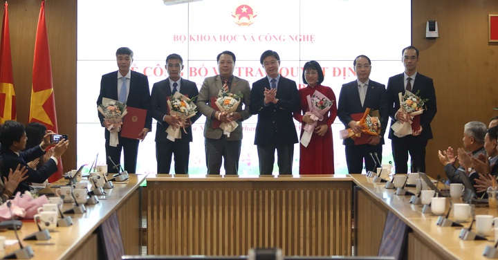 Bộ Khoa học và Công nghệ triển khai quyết định về công tác cán bộ - Ảnh 3.