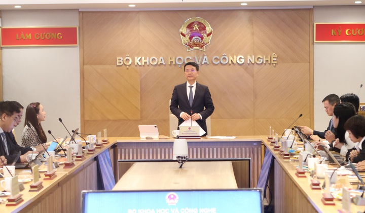 Bộ trưởng Nguyễn Mạnh Hùng: Viettel Global là niềm tự hào Việt Nam - Ảnh 3.