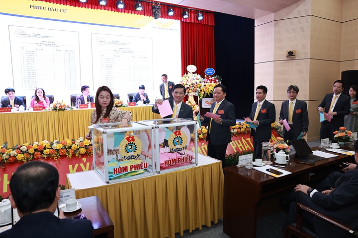 Đại hội Công đoàn Tổng công ty Bưu điện Việt Nam lần thứ V, nhiệm kỳ 2025-2030: Đổi mới để phát triển- Ảnh 4.