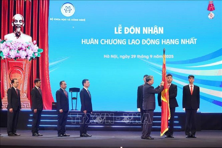 Tổng Bí thư Tô Lâm: Ngành Khoa học và Công nghệ tiếp tục tiên phong đưa Việt Nam vững bước đi lên - Ảnh 10.