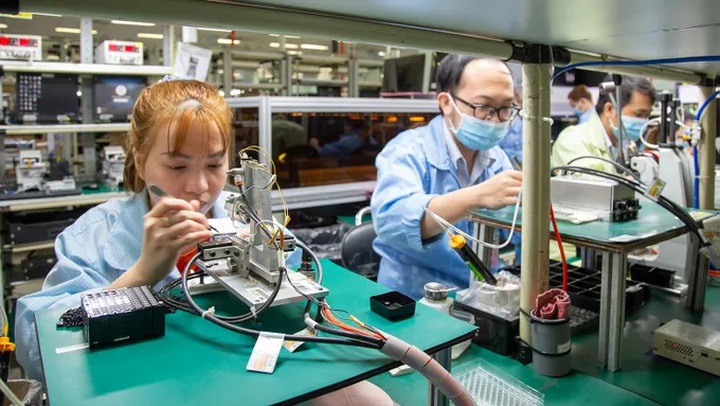 Hình thành nền kinh tế tri thức, xã hội sáng tạo và chính phủ số hiện đại - Ảnh 2.